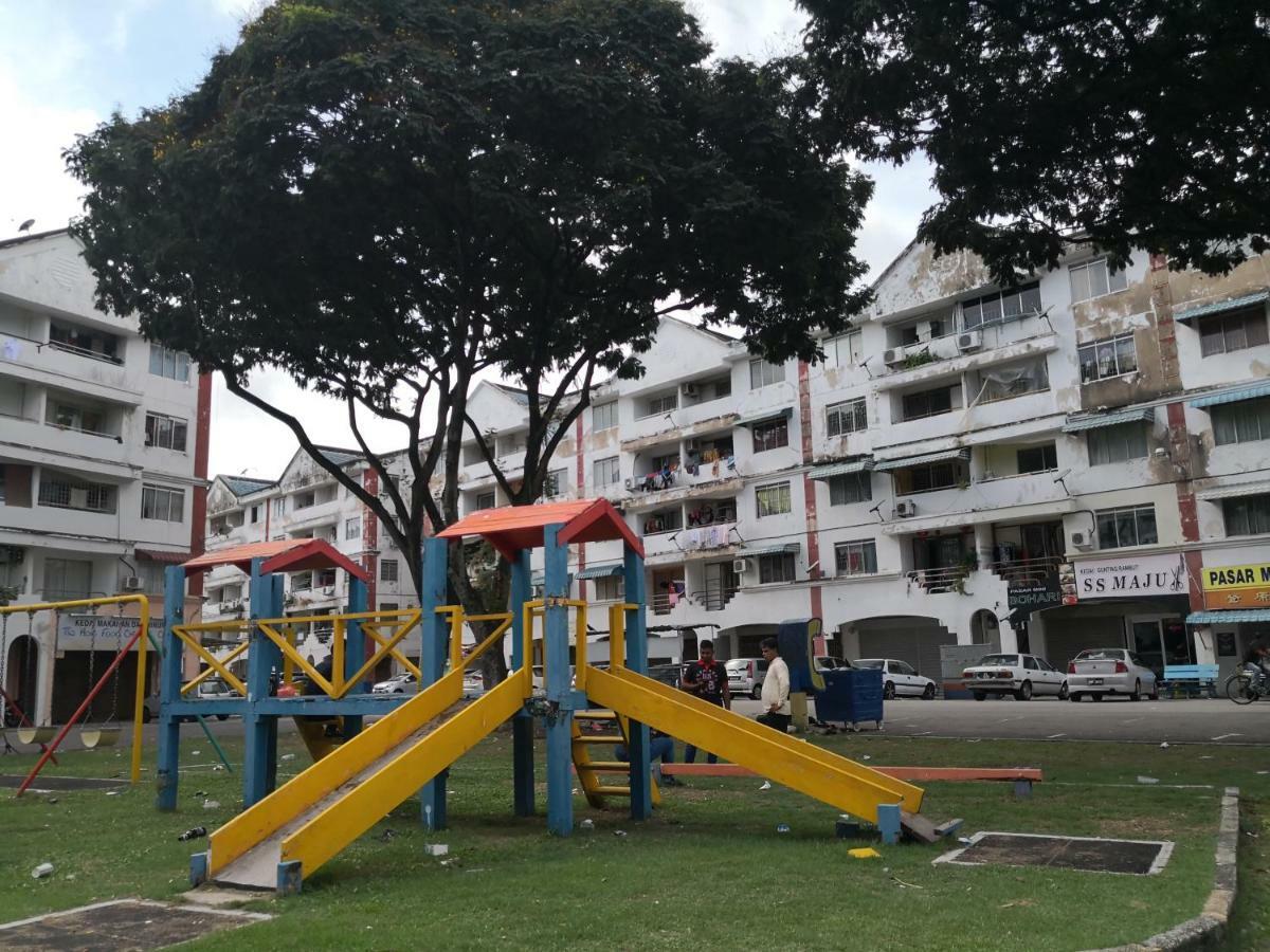A Modest @town #nearjonker. Kota Laksamana